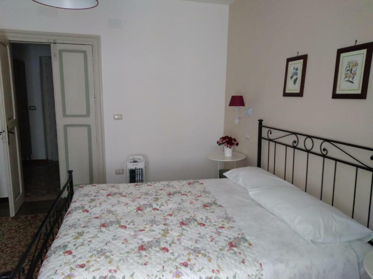 Una Scala Dal Centro Αγκριτζέντο Εξωτερικό φωτογραφία